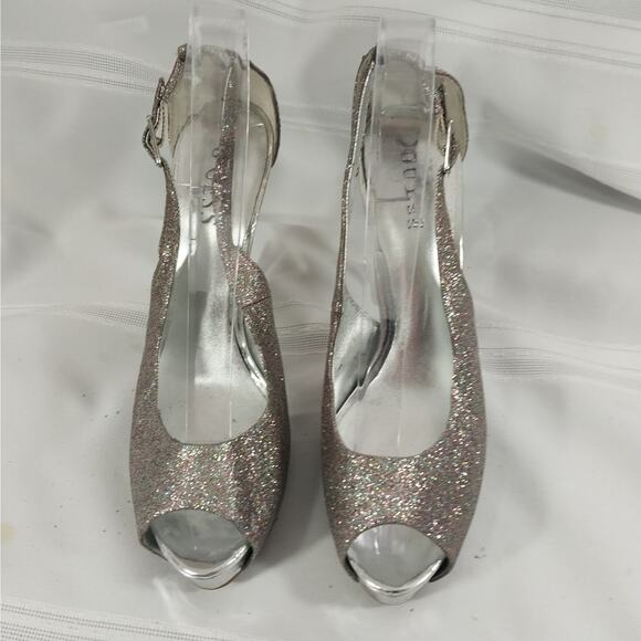 GUESS! IRIDESCENT RAINBOW SILVER, SILVER MIRROR HEEL, PEEP TOE HEELS! SZ 8.5M - Picture 2 of 9